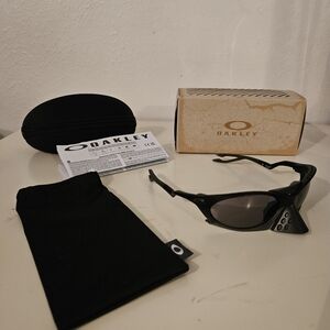 OAKLEY PLANTARIS MATE BLACK